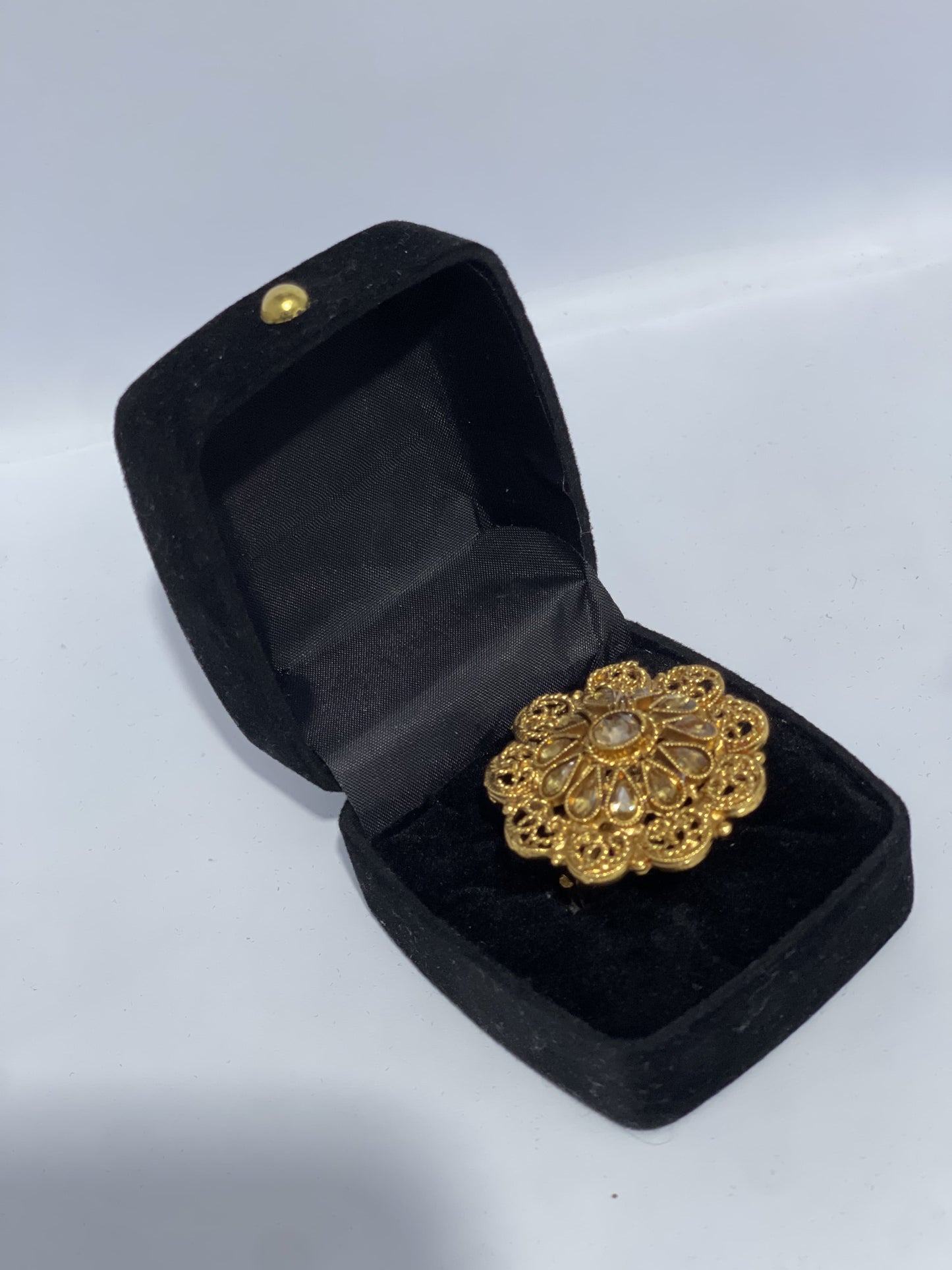 Adjustable Vintage Gold Kundan Floral Ring